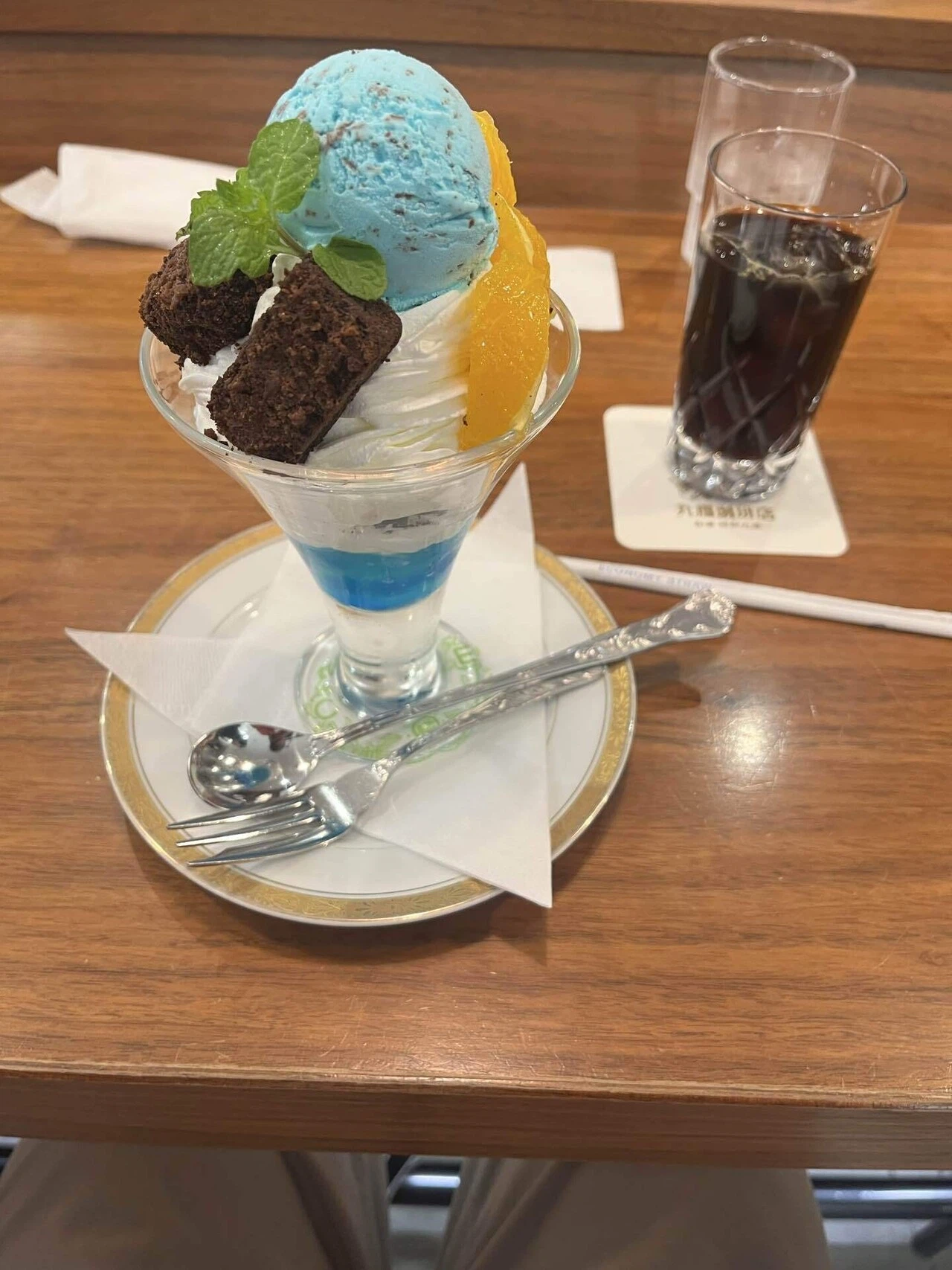 Transciends There's not enough chocolate mint‼️ σ(o'ω'o) transcends dimensions to ...