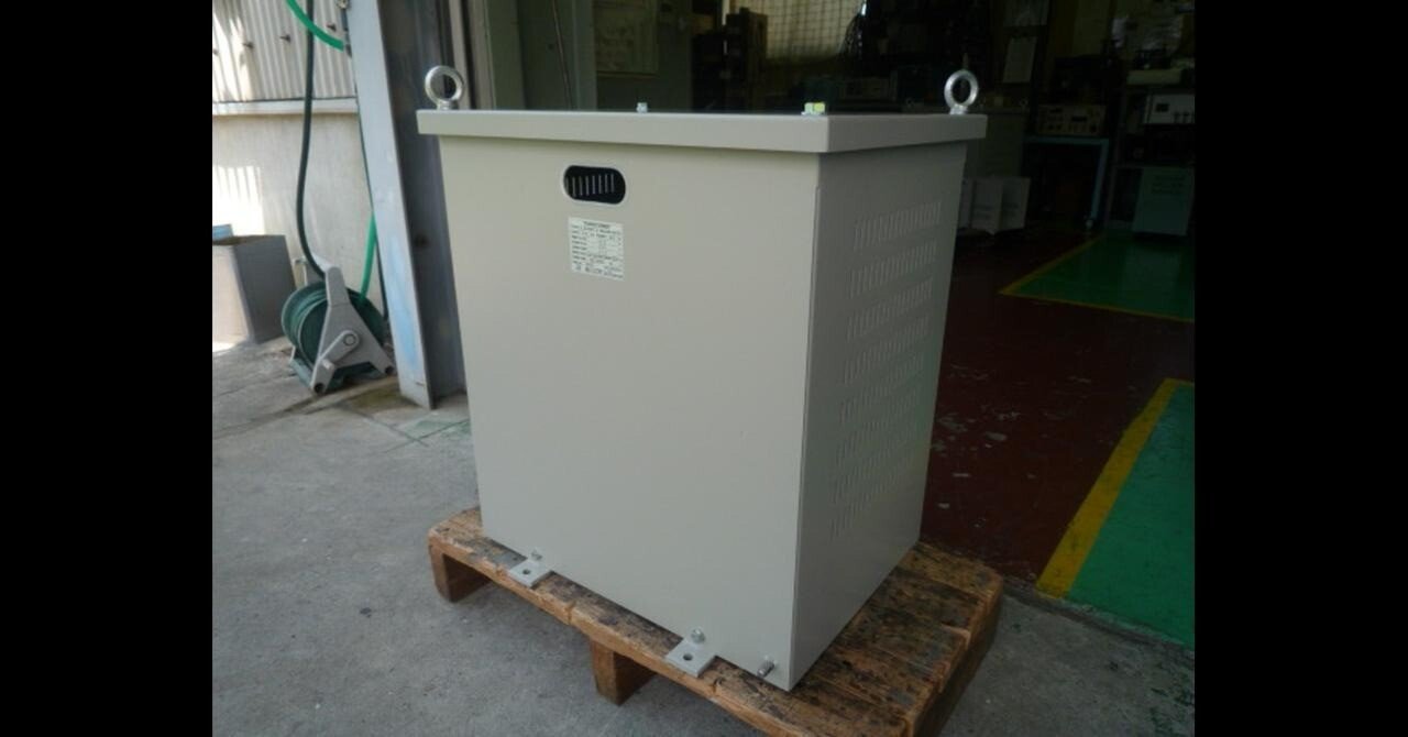 変圧器 ダウントランス 400Vから200V DVSC1000AE42 変圧器 ダウントランス 400Vから200V DVSC1000AE42 変圧器 ダウン