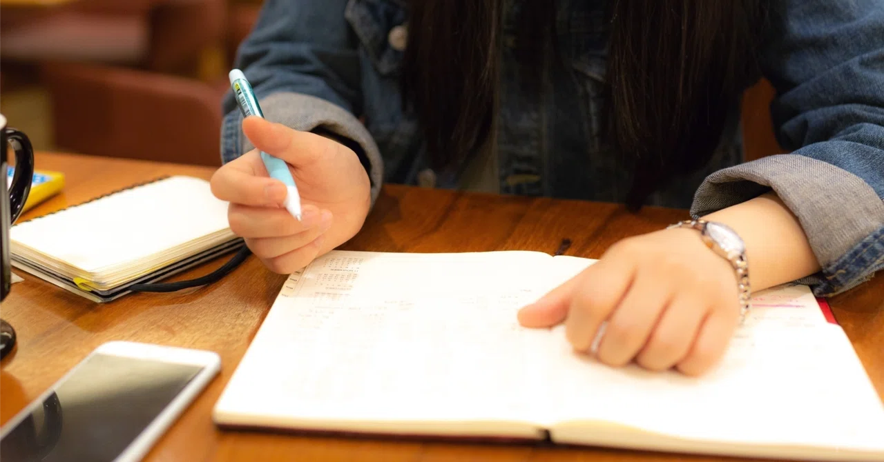 だが、情熱はある〜Suffering writing｜バス停に風（ばすかぜさん）