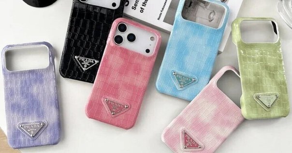 【大幅値下げ‼️】PRADA 三角ロゴ ピンク ソフトケース iPhone iphone17pro/17promax レザーケース 耐衝撃 prada 三角プレート