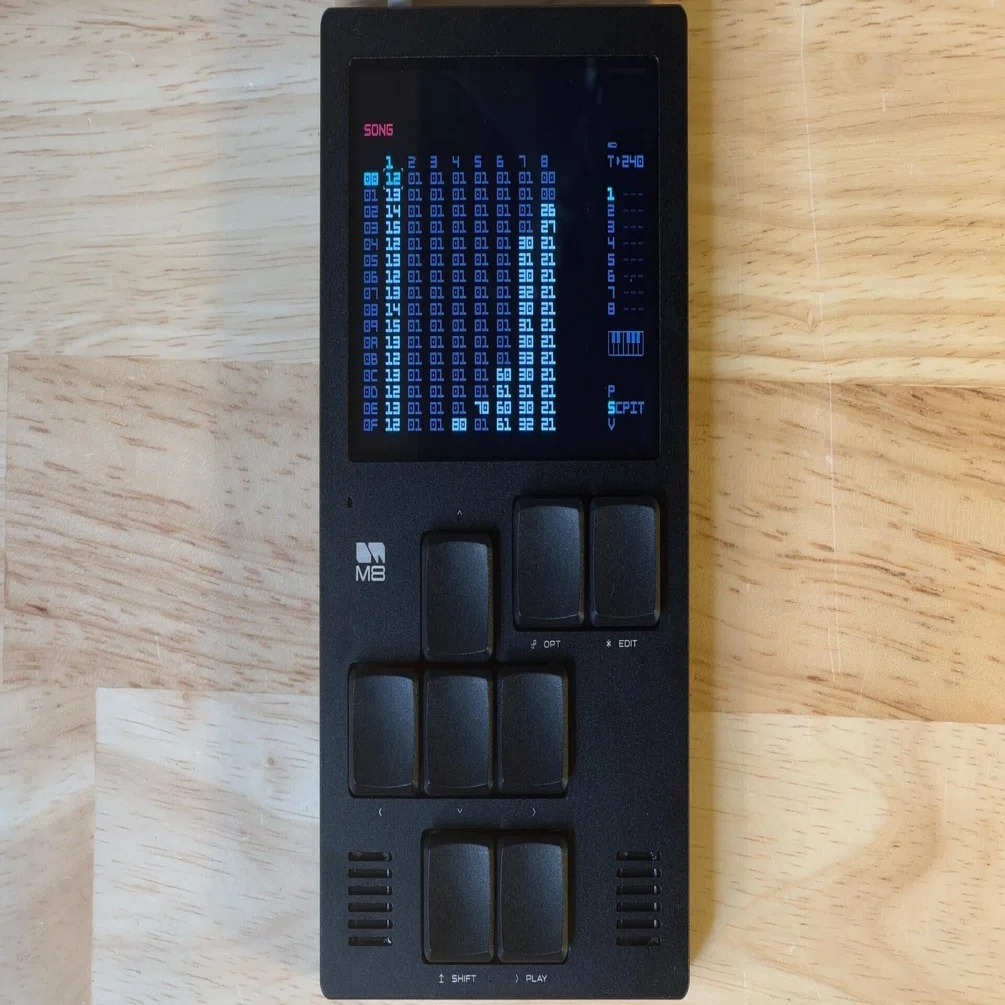 M8 Tracker Model:02だけで曲を作る｜atnr