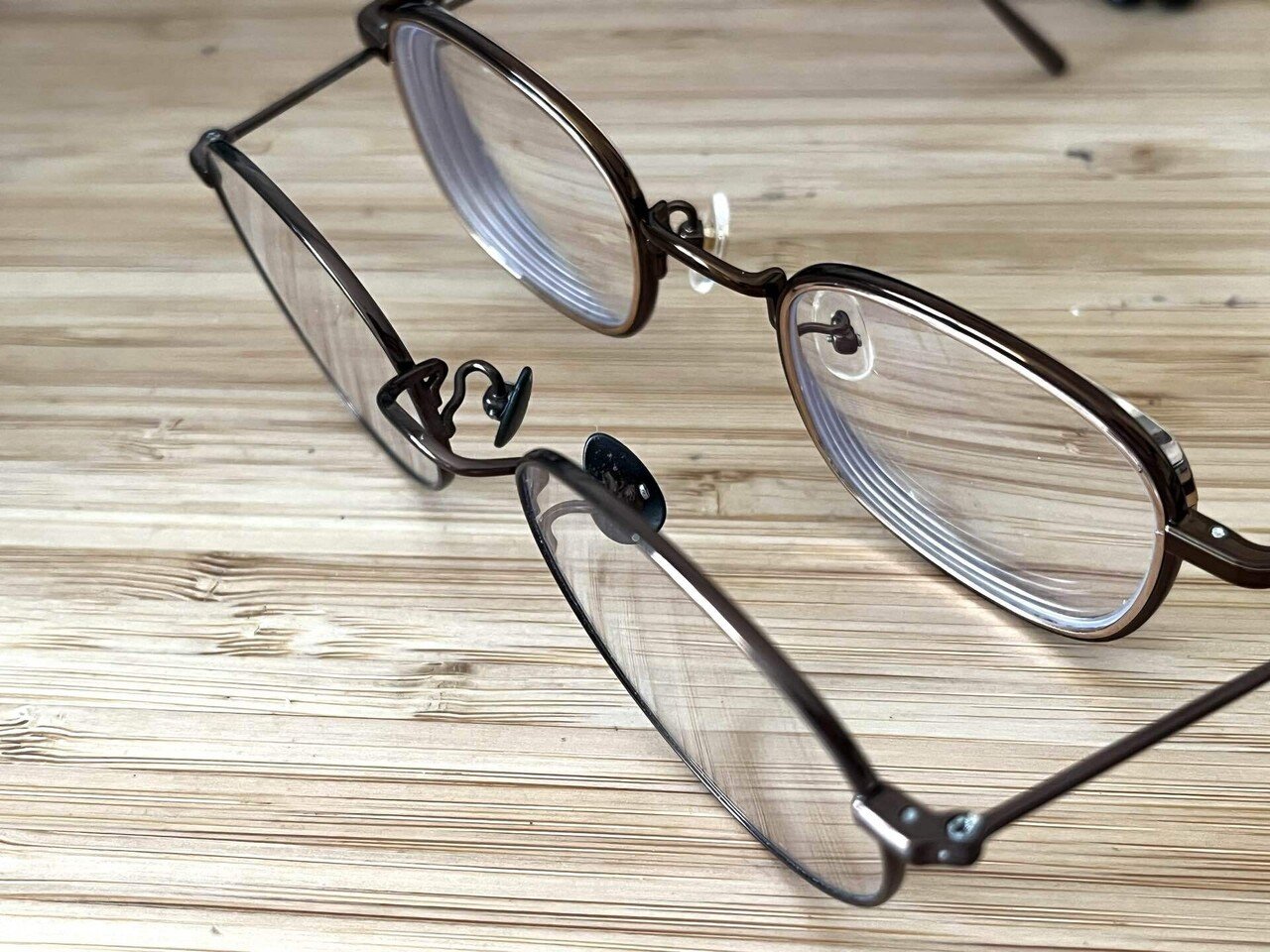 目が小さくならない眼鏡」を買ってみた｜アワモト ノノ