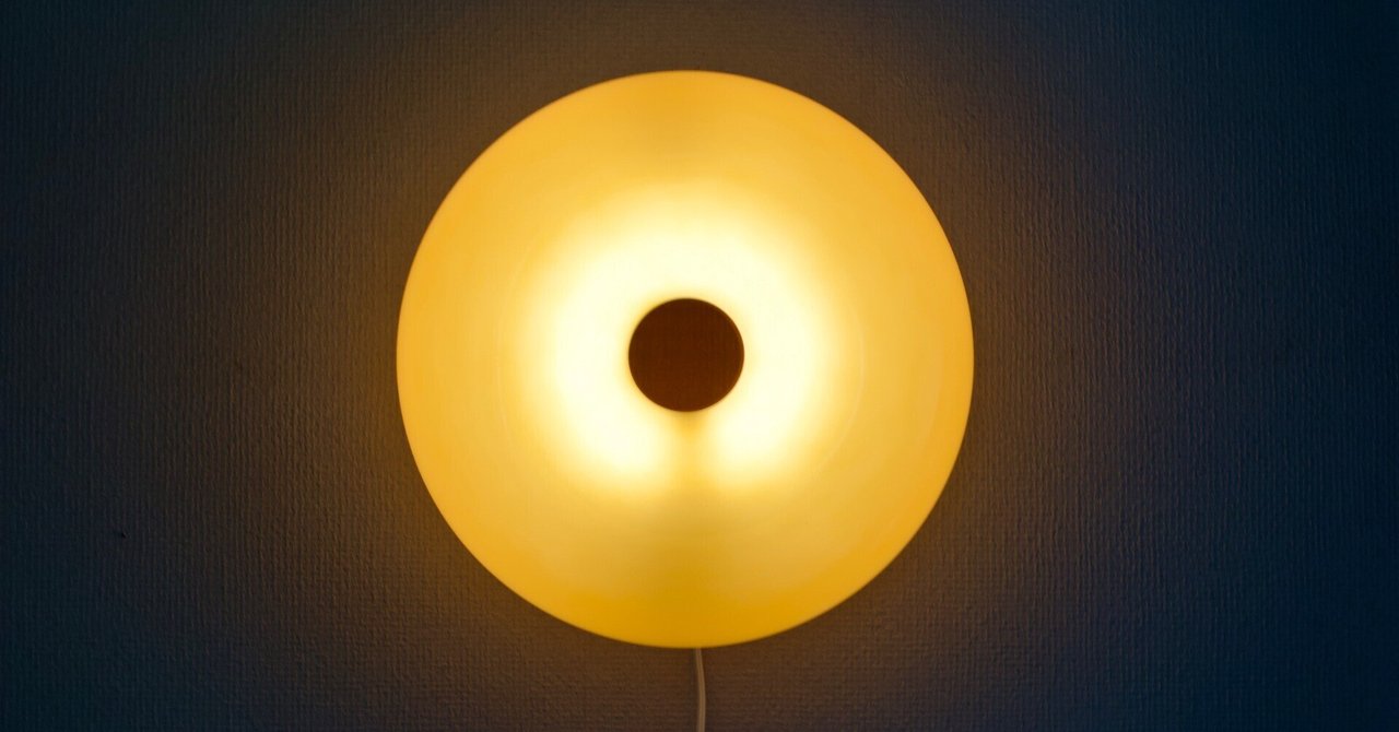 ✨【新品】✨ IKEA ヴァルムブリクスト LED テーブル ウォールランプ VARMBLIXT ヴァルムブリクスト LEDテーブル/ウォールランプ