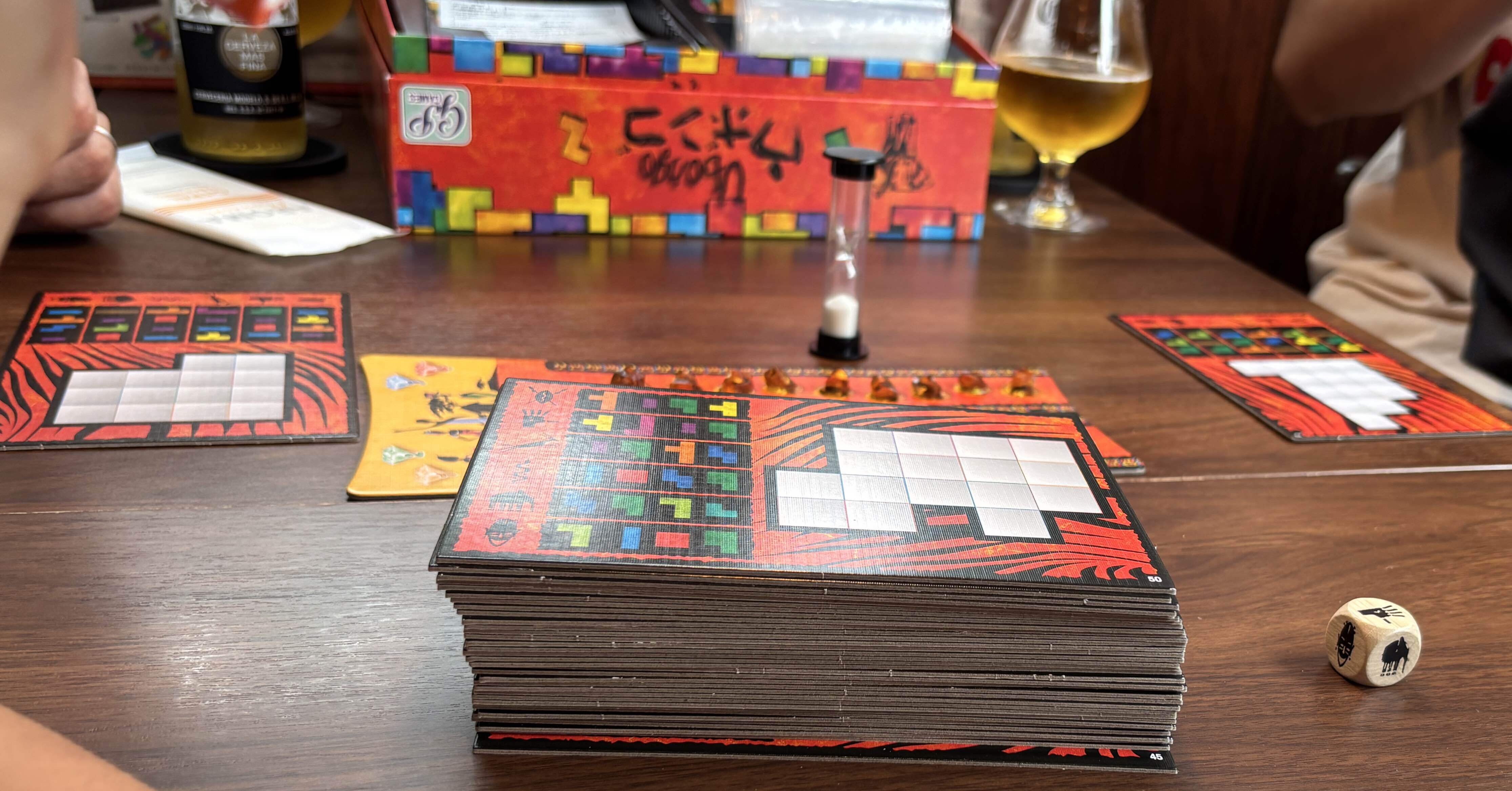 ボードゲームカフェ知ってる？6歳と39歳が本気のバトル！｜くまざわ