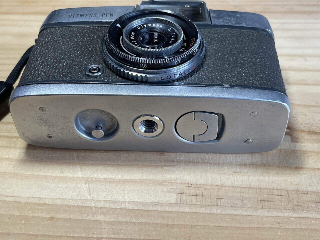 初代　オリンパス　ペン Olympus Pen 初代 三光ペンの分解｜フィルムカメラ修理のアクア