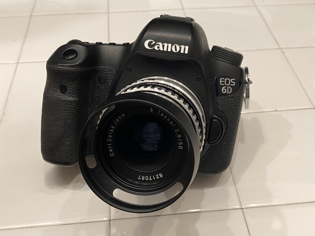 鷹の目は現代に何を見る。Carl Zeiss Jena Tessar F2.8/50mm｜ひとりGo