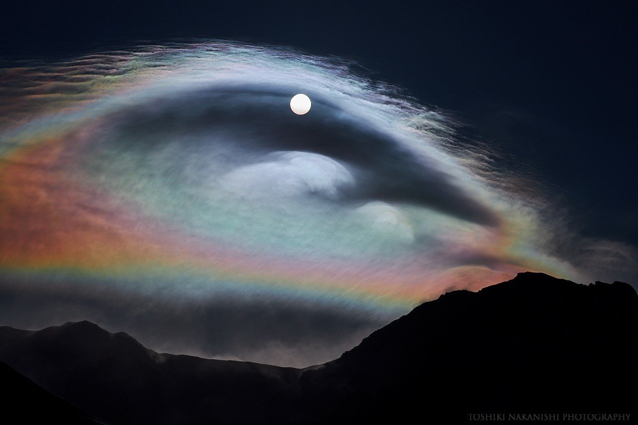 彩雲 中西敏貴 Note