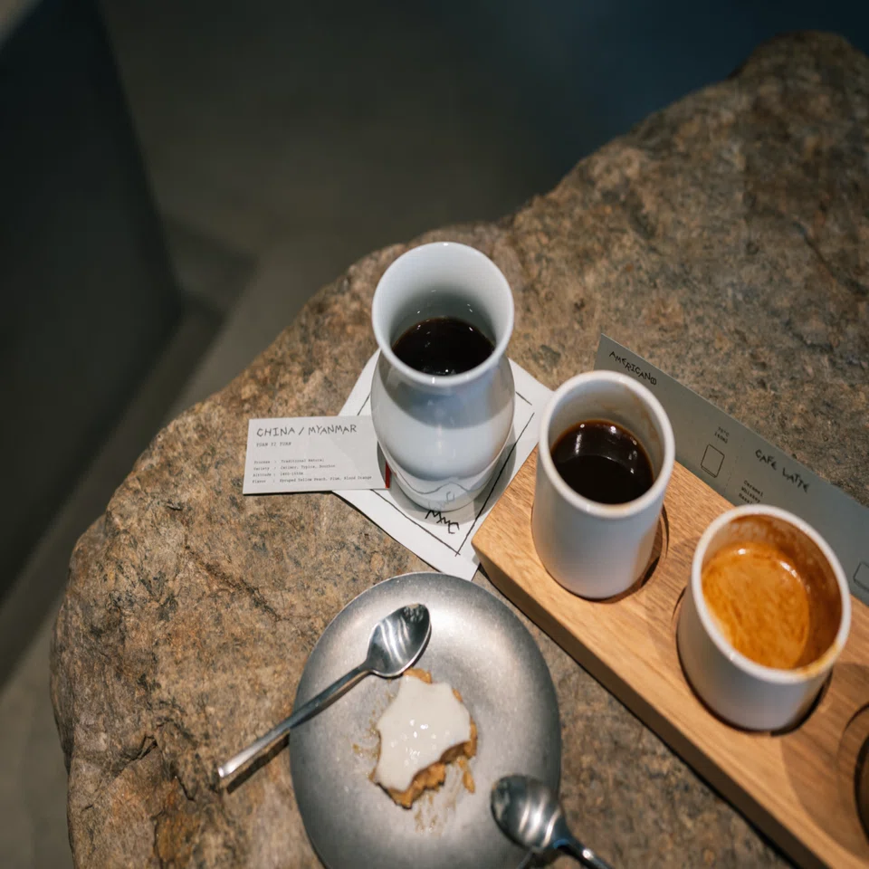 Zfと巡るカフェ：Mountain Mover Coffee｜いぬっさん