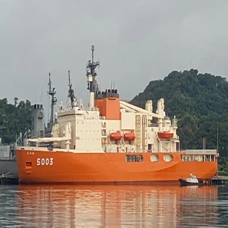 砕氷艦「しらせ」（2代目） その2｜ホタテマンの道楽三昧