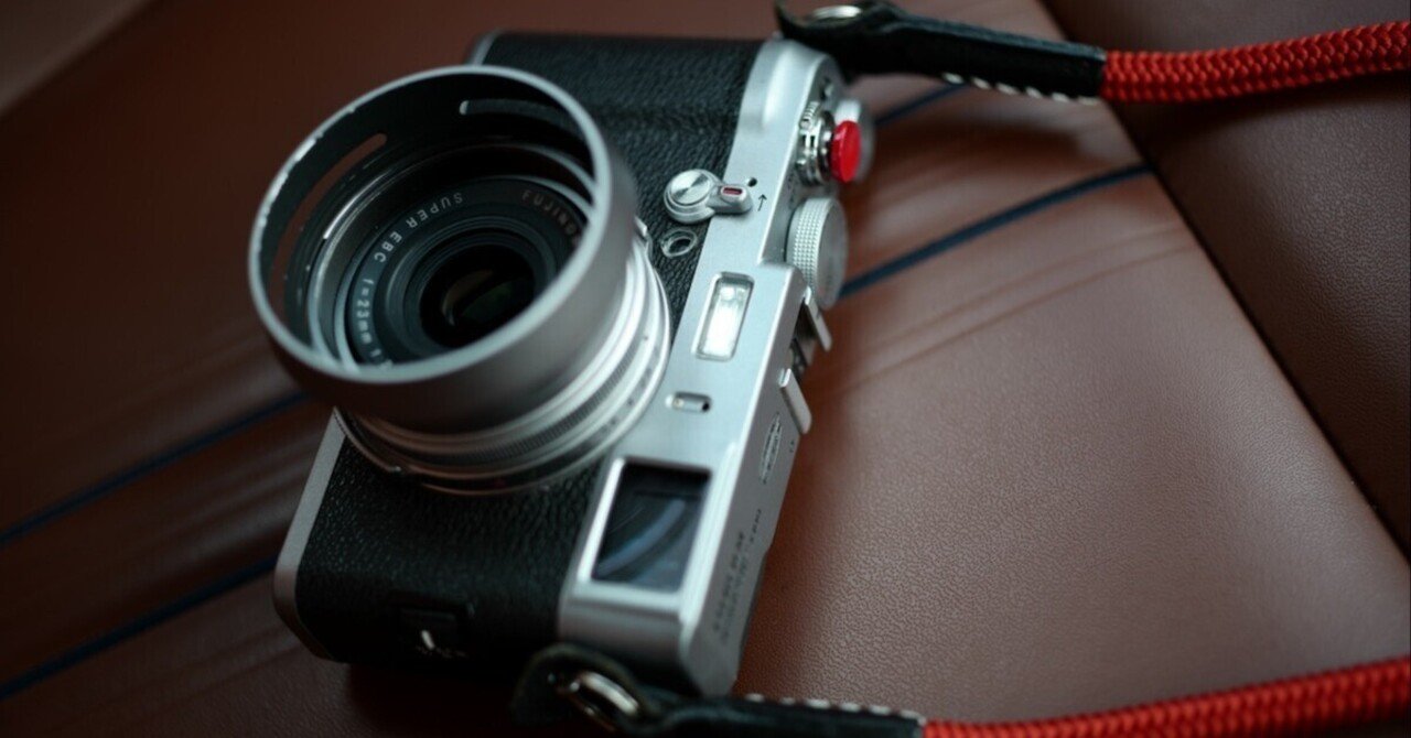 FUJIFILM初代X100は、本当にX100VIの先祖なのか？｜猫写真家 あおいとり