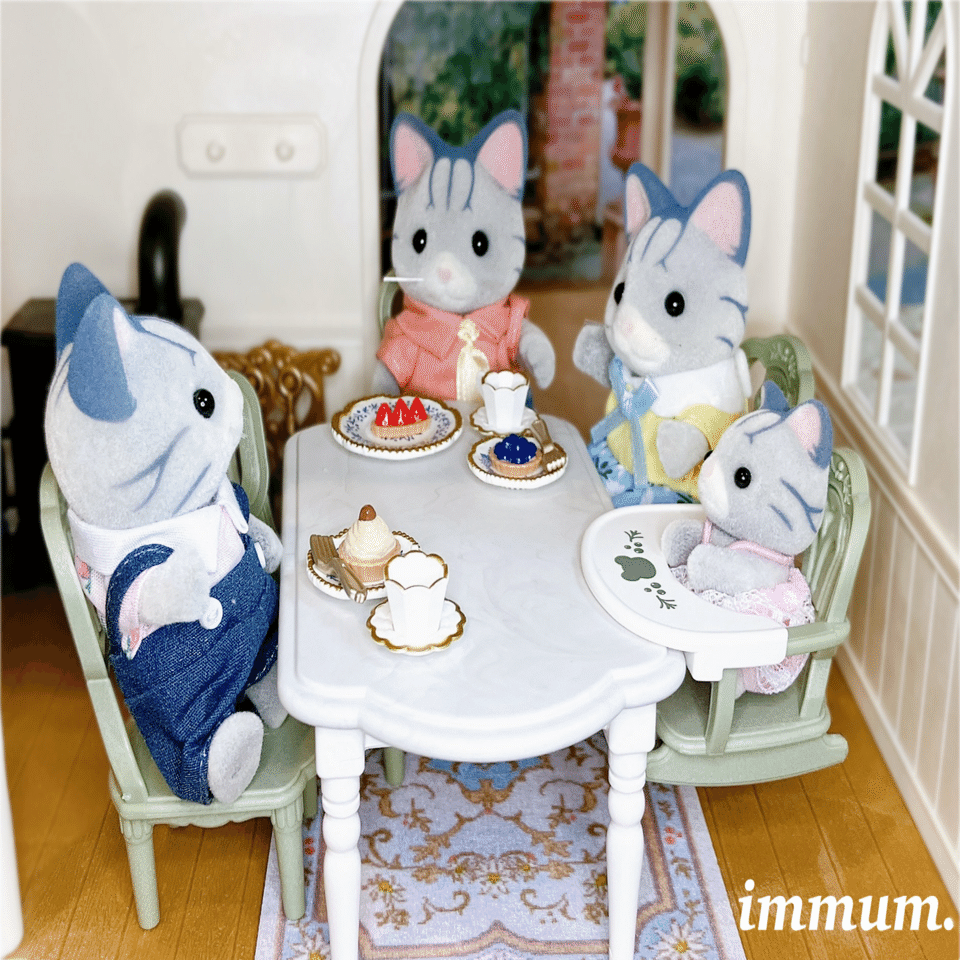 きらめく水辺の赤い屋根のお家 エレガントダイニングルーム」開封レポ