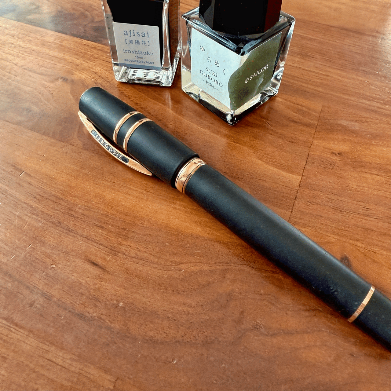 壮大なテーマを掲げた万年筆「VISCONTIホモサピエンス」レビュー