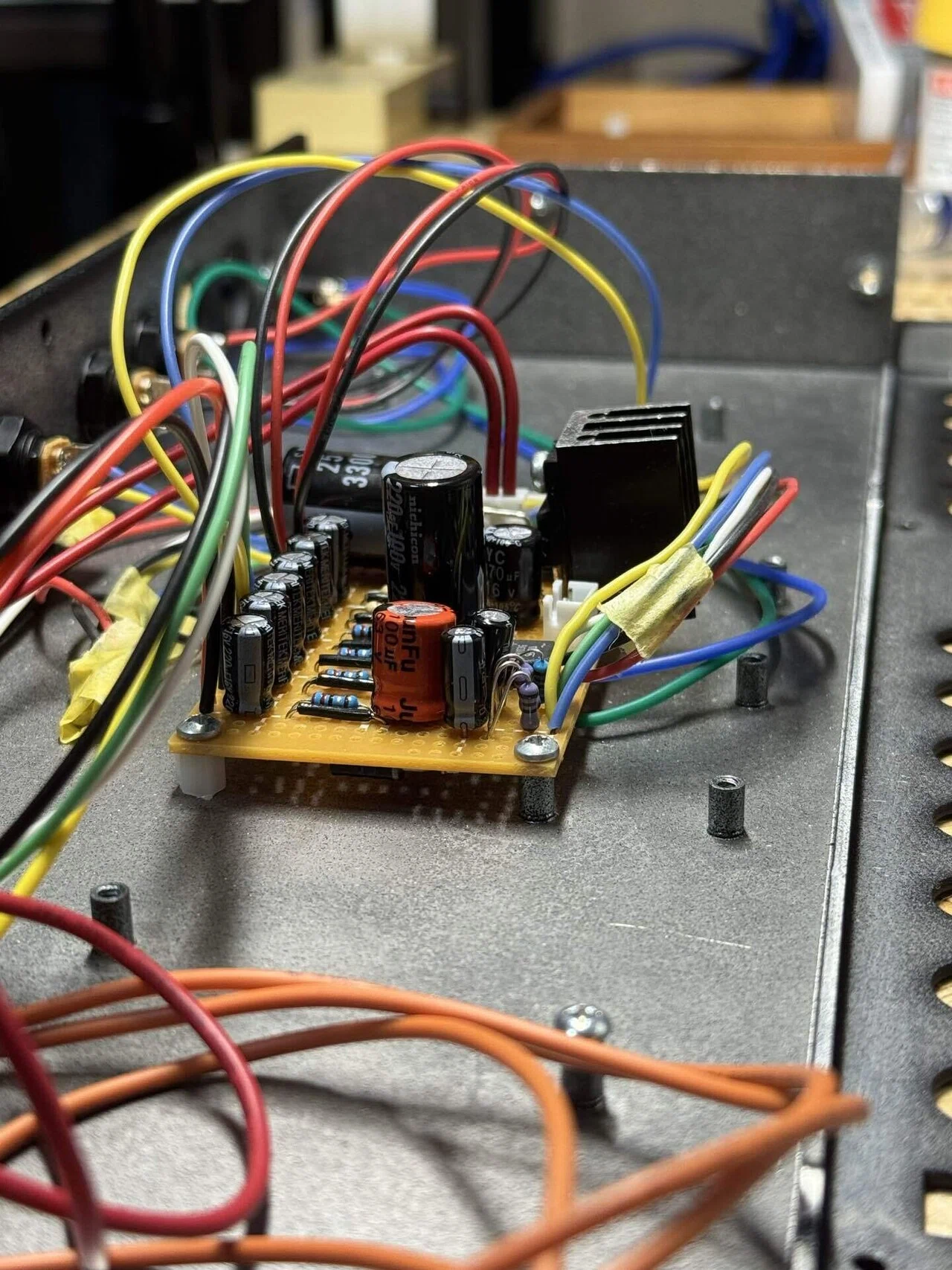 リユースDIY：MOTU828を9V/48V電源に改造｜satoshinman