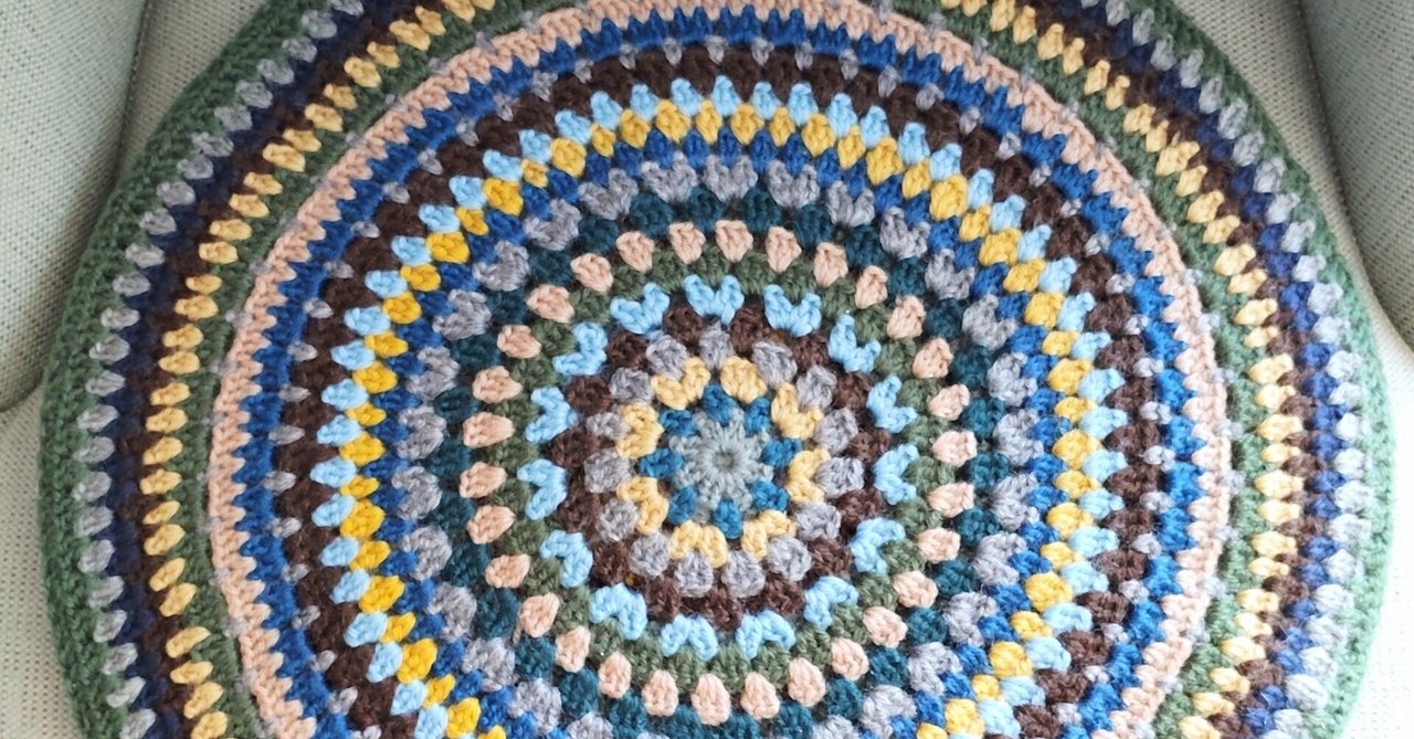 ☆曼荼羅模様のブランケット☆ハンドメイド ウール100％ かぎ針編み