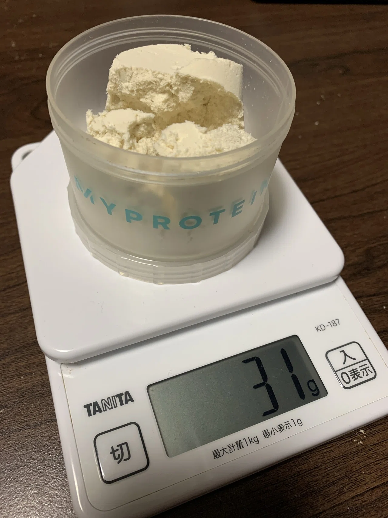 マイプロテイン 1g マイプロテイン】 1スクープは何グラム？マイプロテインの秘密