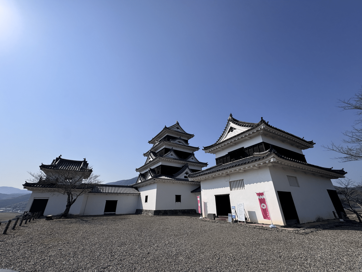 日本100名城 No.82 大洲城（愛媛）｜おみず。城と山