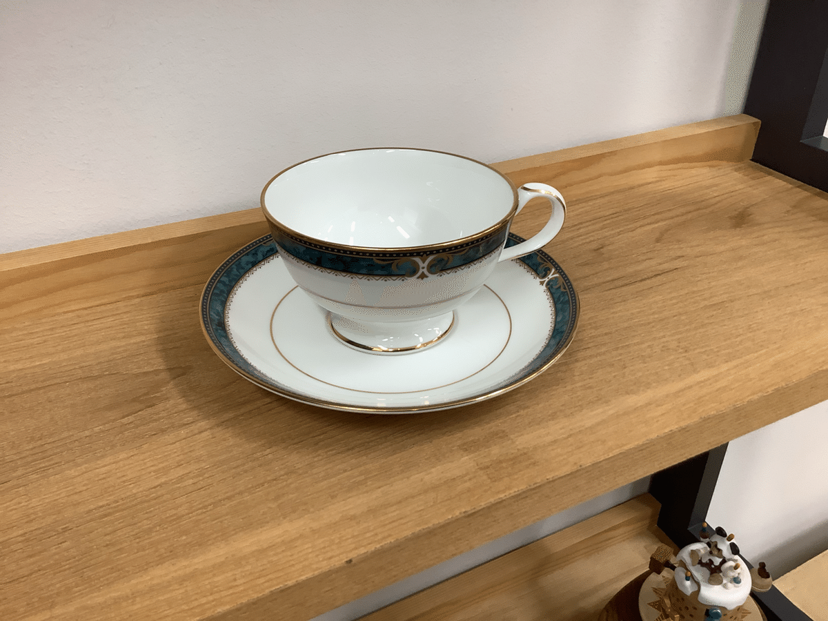 ノリタケ　エセックスコート　大皿　中皿　コーヒーカップ&ソーサー 613MPocjneL._UF350,350_QL50_.jpg