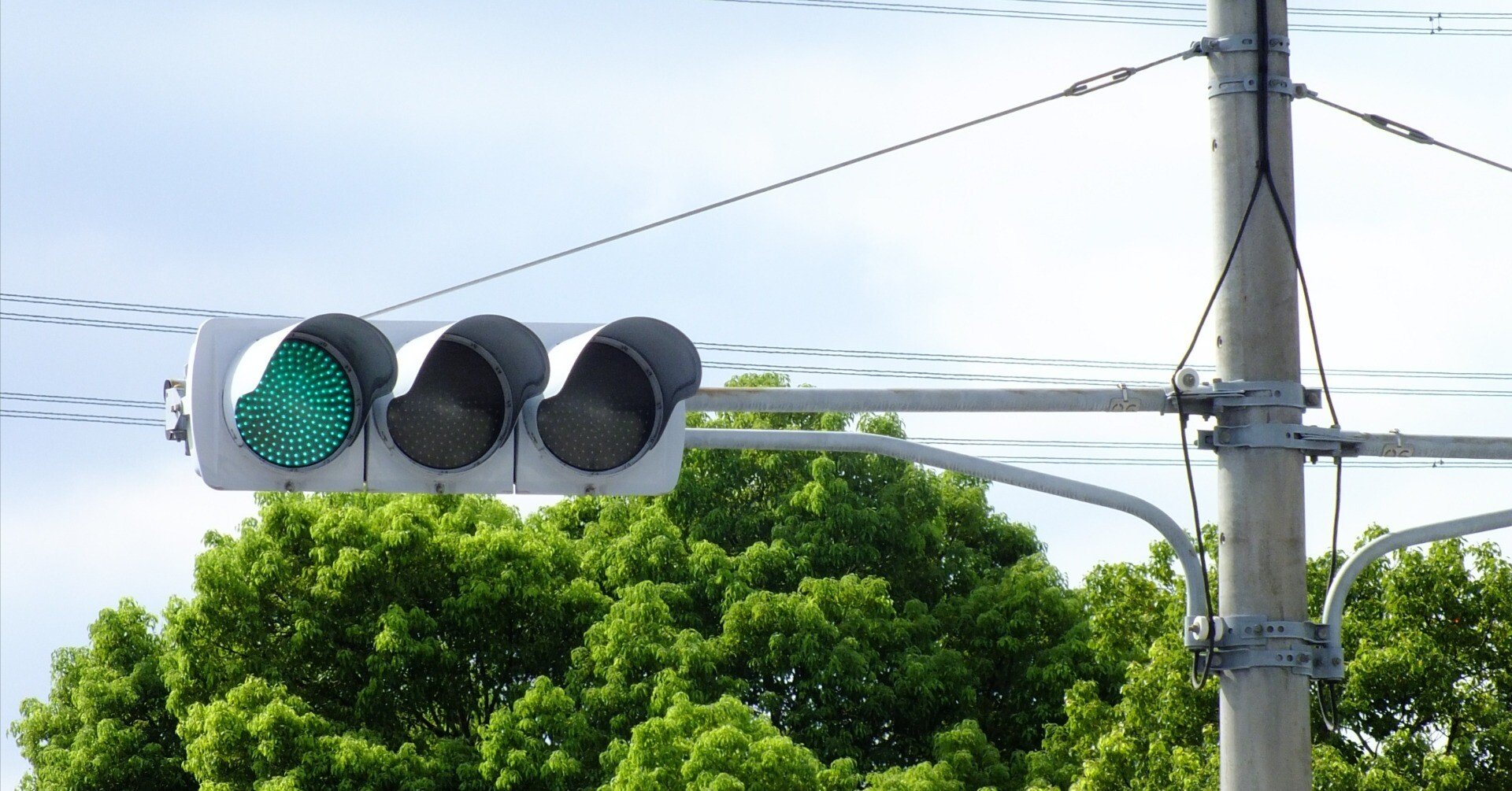 太田-400】太田市西新町にある京三VAC型LEDと京三PLA後期型LED歩灯の押