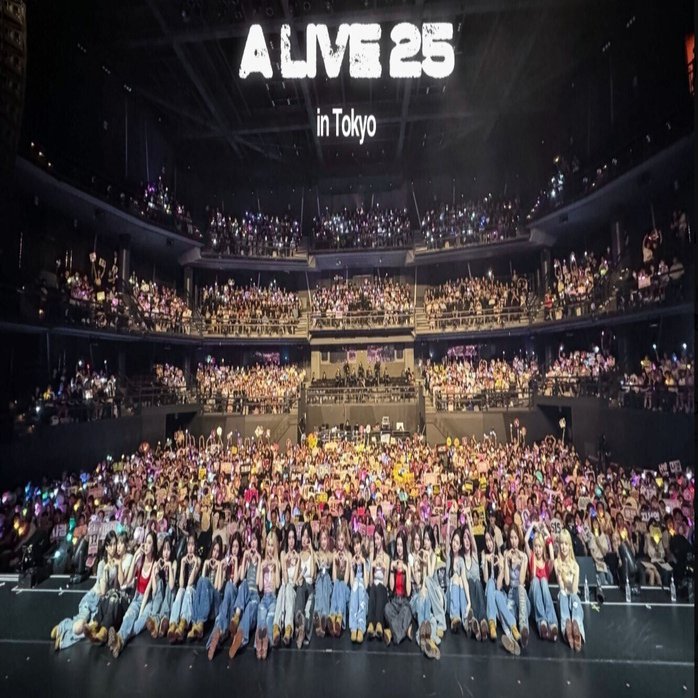 24人の奇跡と推しの“本気”が胸を打つ夜─tripleS『A Live 25 in Tokyo