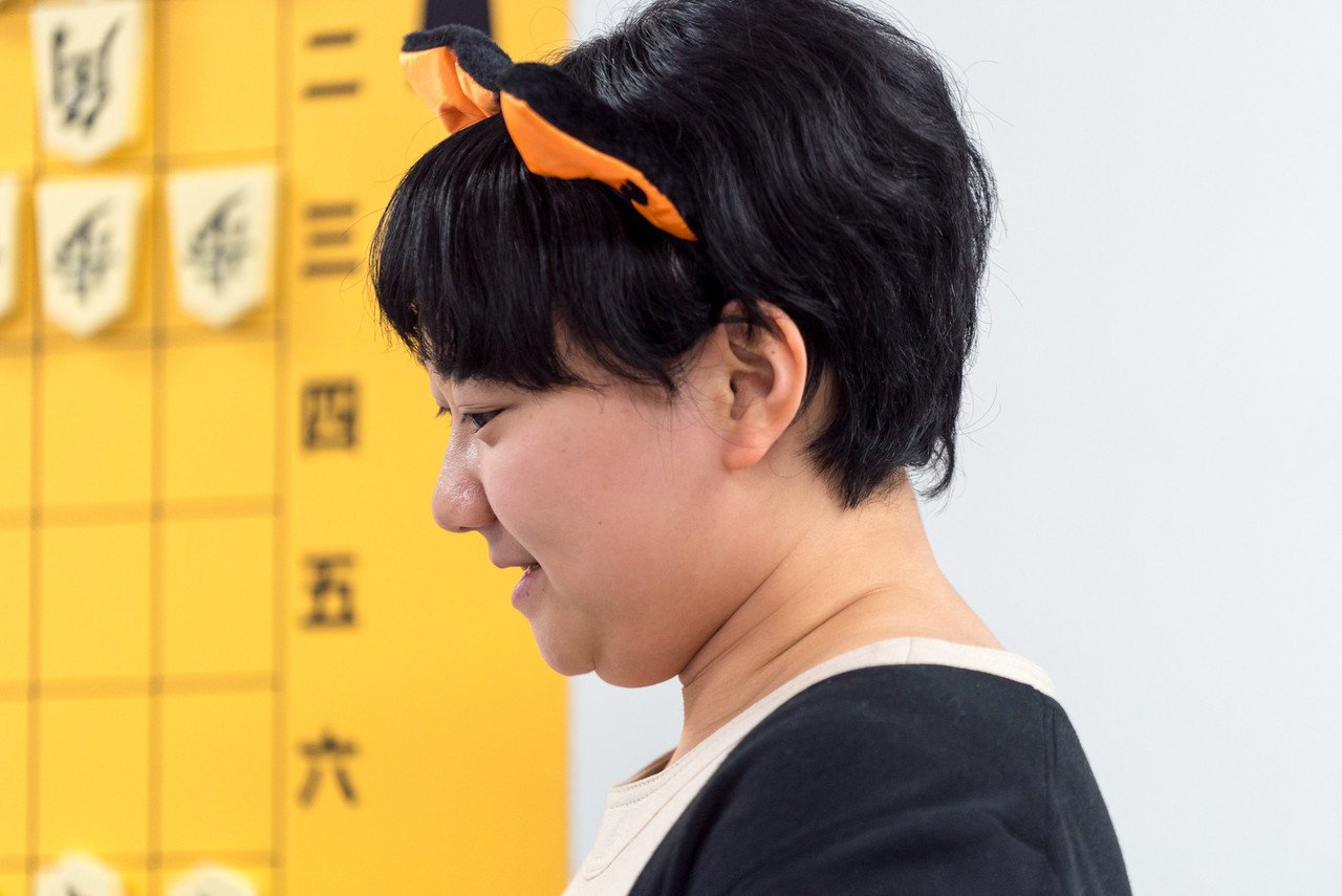 東竜門ハロウィンイベント15写真 中村真梨花女流三段 涼暮 Note