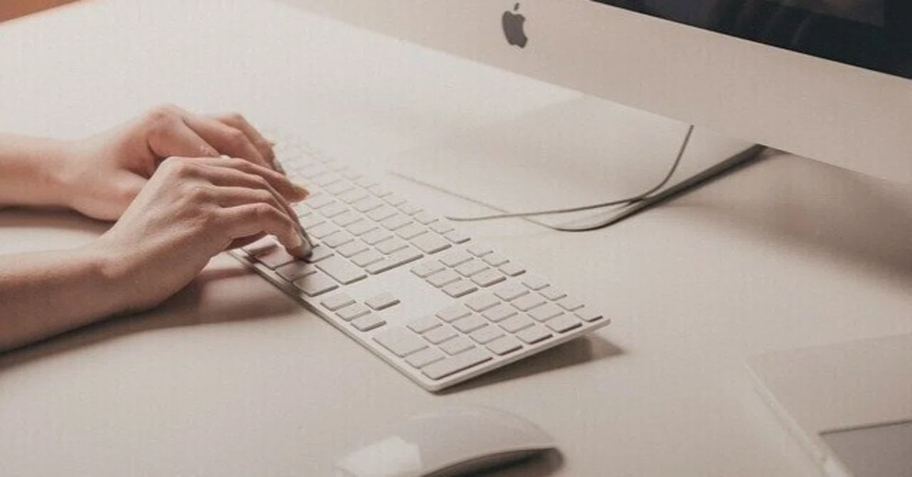 Why is work experience not required to become a Web writer? Direct ...