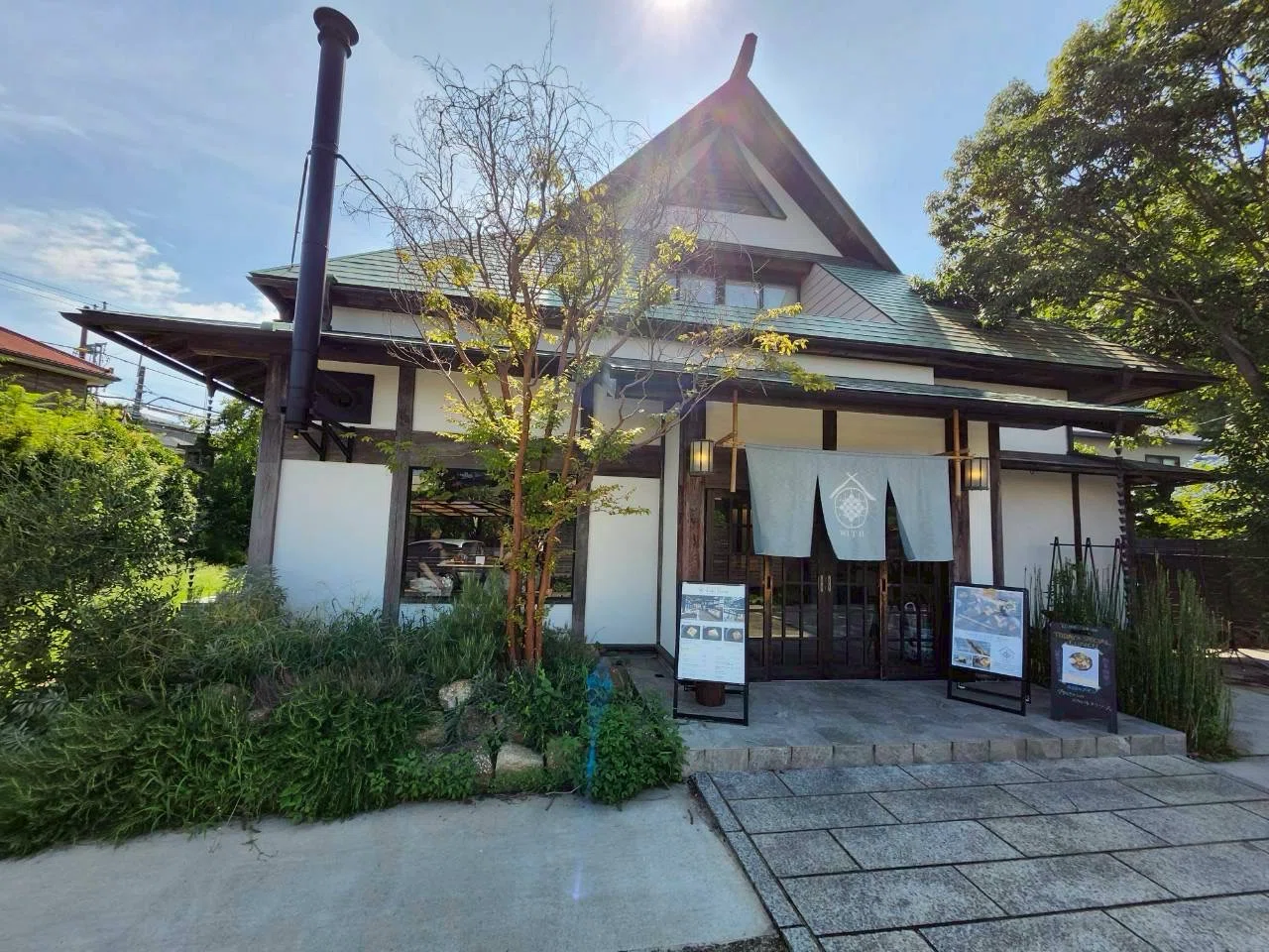 夏の鎌倉。ドラマロケ地を巡りながら極楽寺〜長谷さんぽ｜みの❁