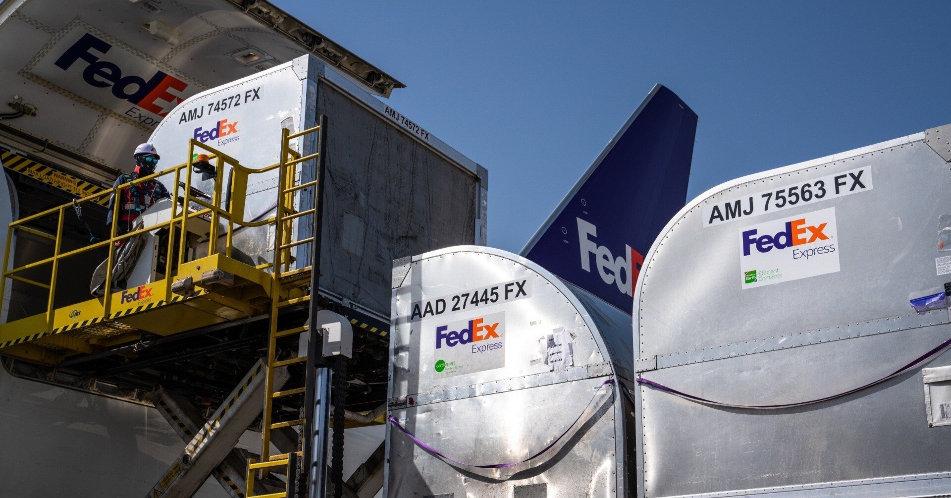 空とぶ宅配便フェデラル・エクスプレス―世界の物流革命をリードする燃える集団 空とぶ宅配便フェデラル・エクスプレス―世界の物流革命をリードする