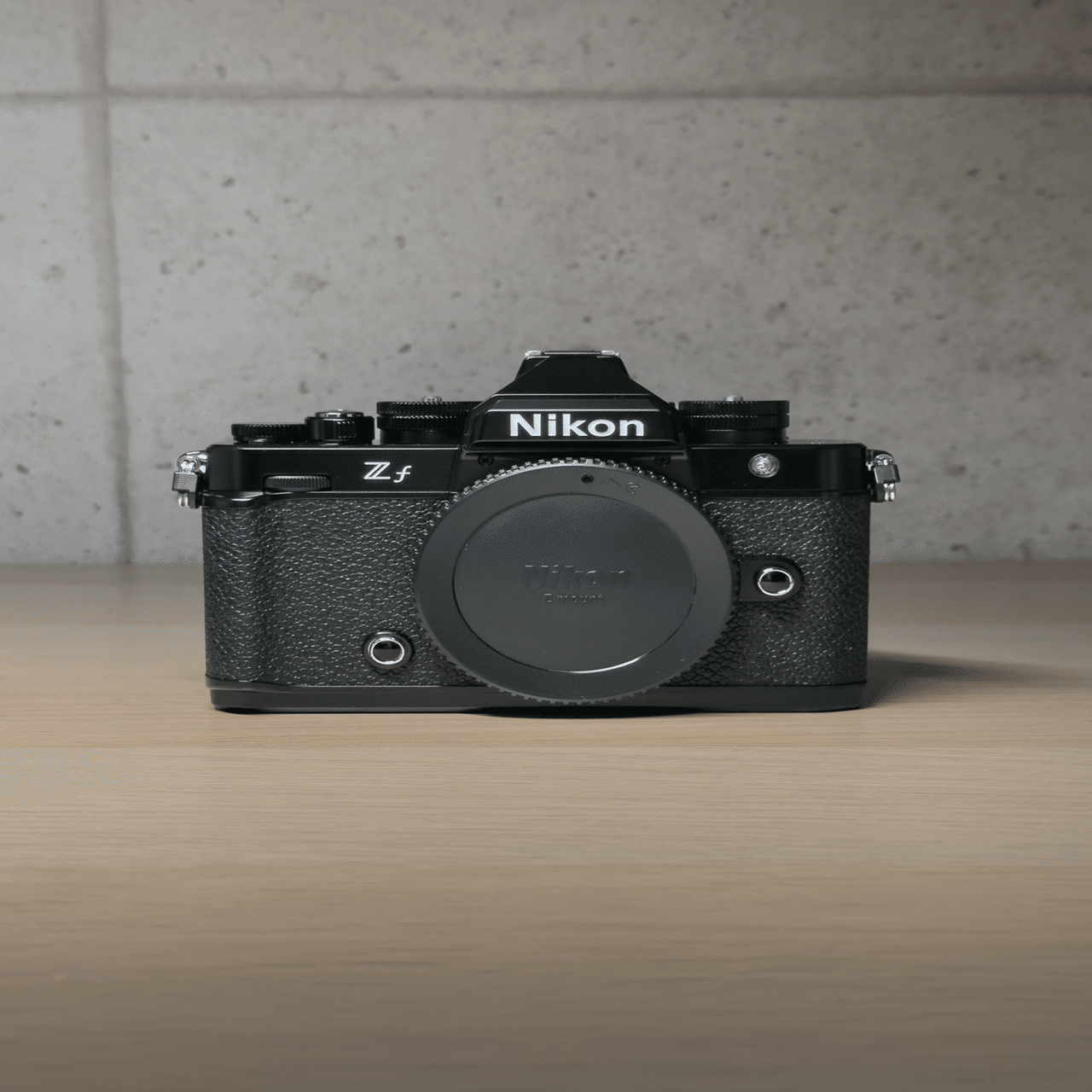 Nikonに移行して、軽い気持ちで選んだ最初のキットレンズが手放せ