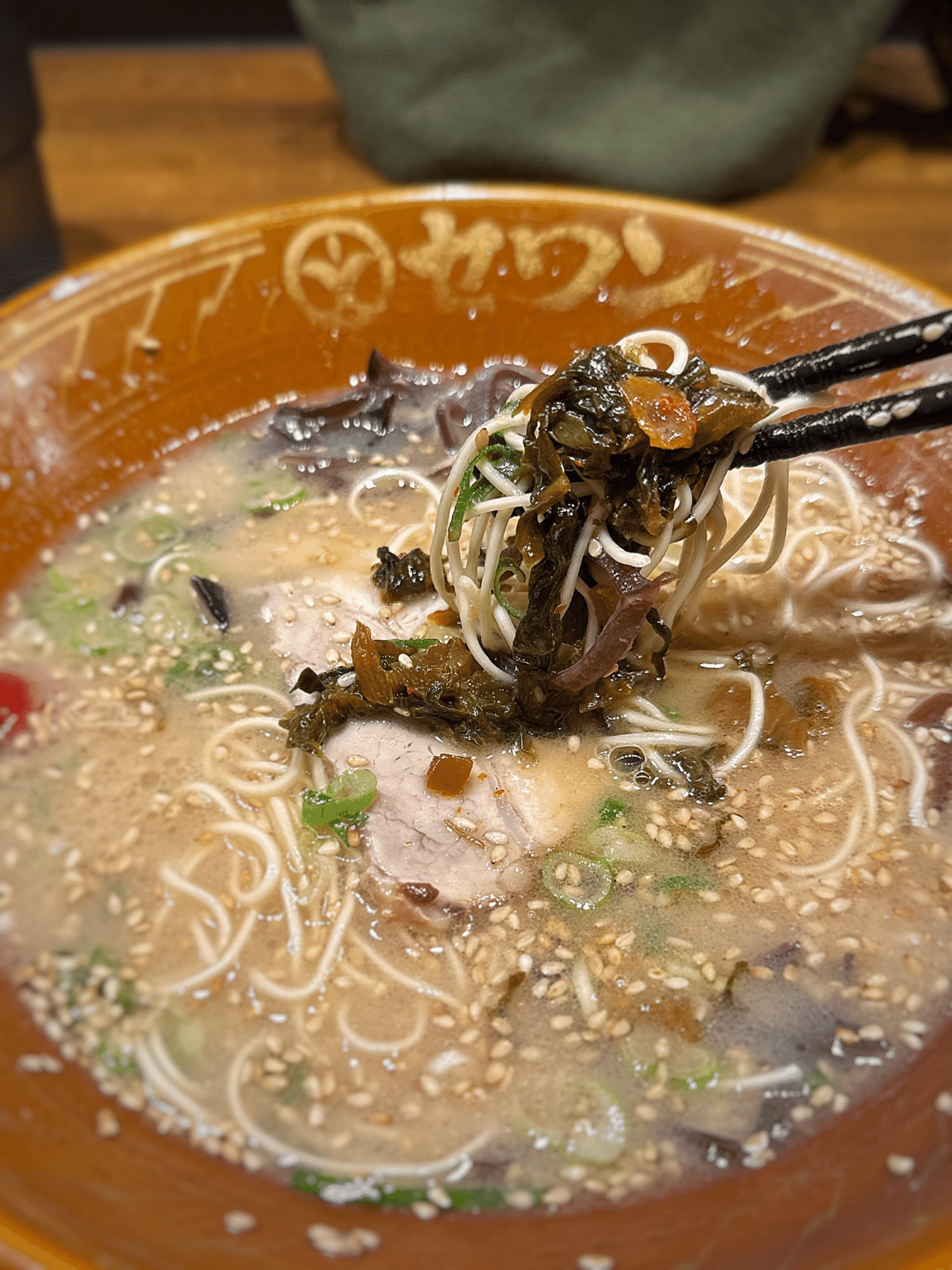 豚骨ラーメン 🔥 Shrimp × Tonkotsu = Unstoppable. ここでしか食べられません