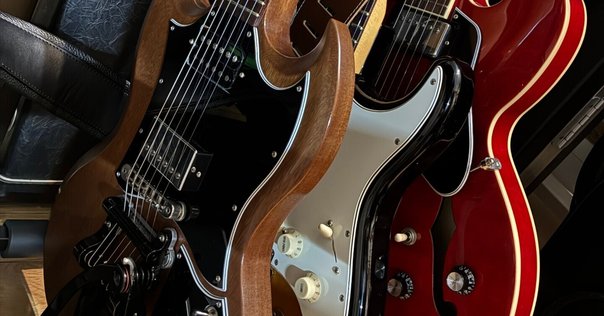 コンポーネントエレキギター、断捨離 エレキギターを手放すまでに考えたこと。弾かない楽器を断舎離