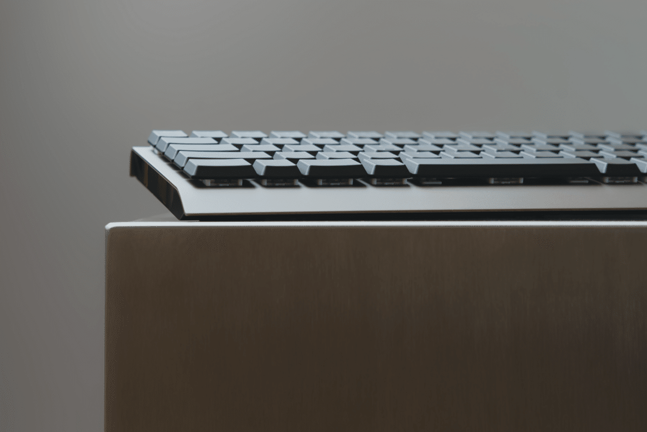 機能と美学の調和 ZENAIM keyboard2 mini デザインレビュー｜+m design