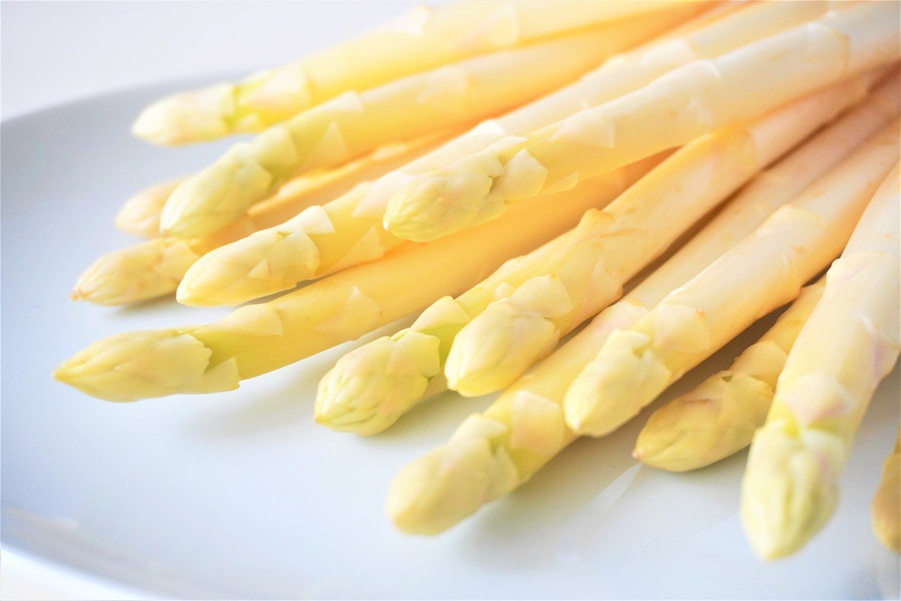 レシピ 白アスパラガスと卵の前菜 春のご馳走のひとつです 食の工房オフィスアルベロ イタリア料理教室 In 神戸 Note レシピ 白アスパラガスと卵の前菜 春のご馳走のひとつです 食の工房オフィスアルベロ イタリア料理教室 In 神戸 Note