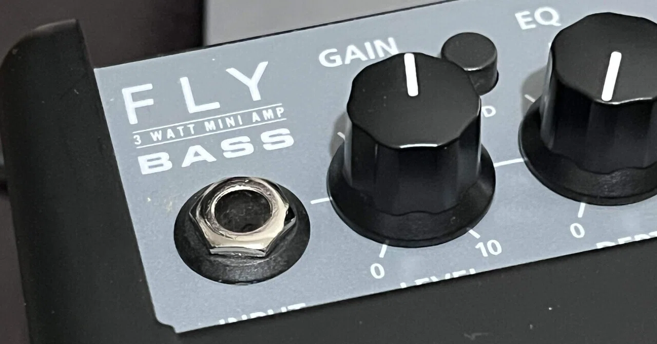【希少】Spector × Blackstar FLY 3 Bass（開封） BLACKSTAR FLY BASS 修理｜そうるまん