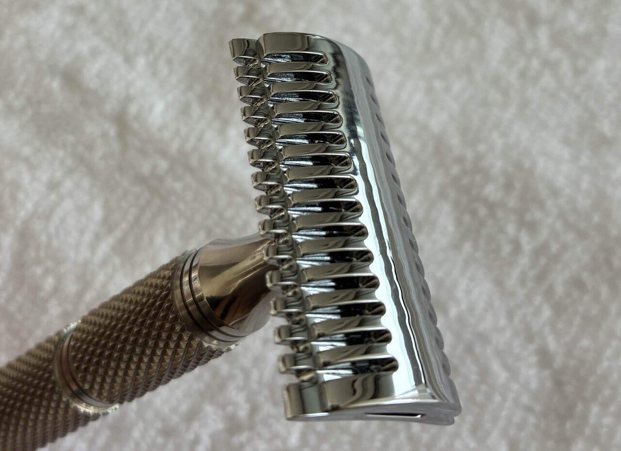 RAZOROCK SLOC レビュー｜ろね