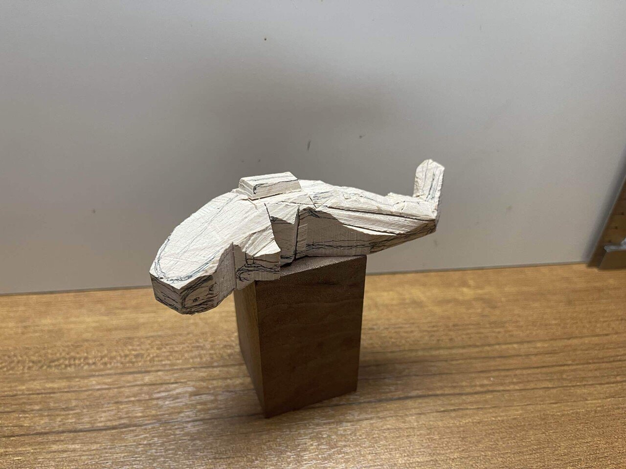 ナマズ彫刻のアンティーク 18265.jpg