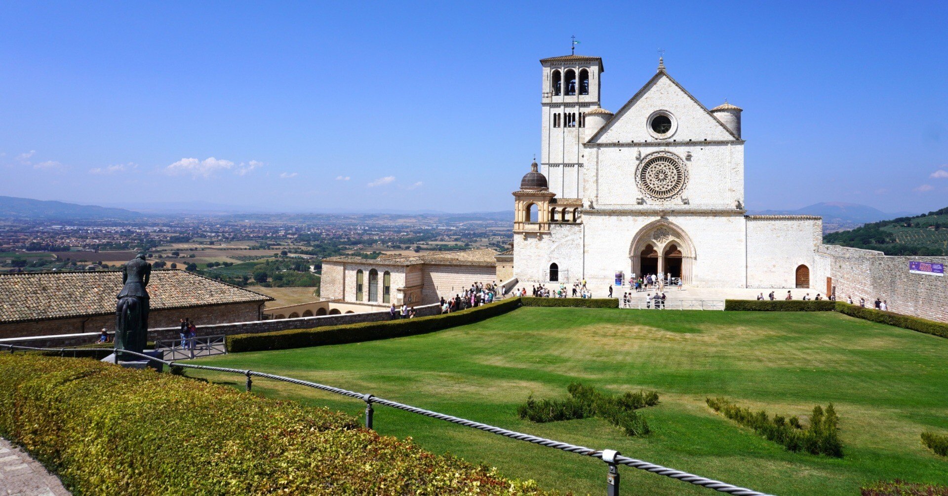 ウンブリア州の巡礼地☆アッシジのサン・フランチェスコ大聖堂（2024