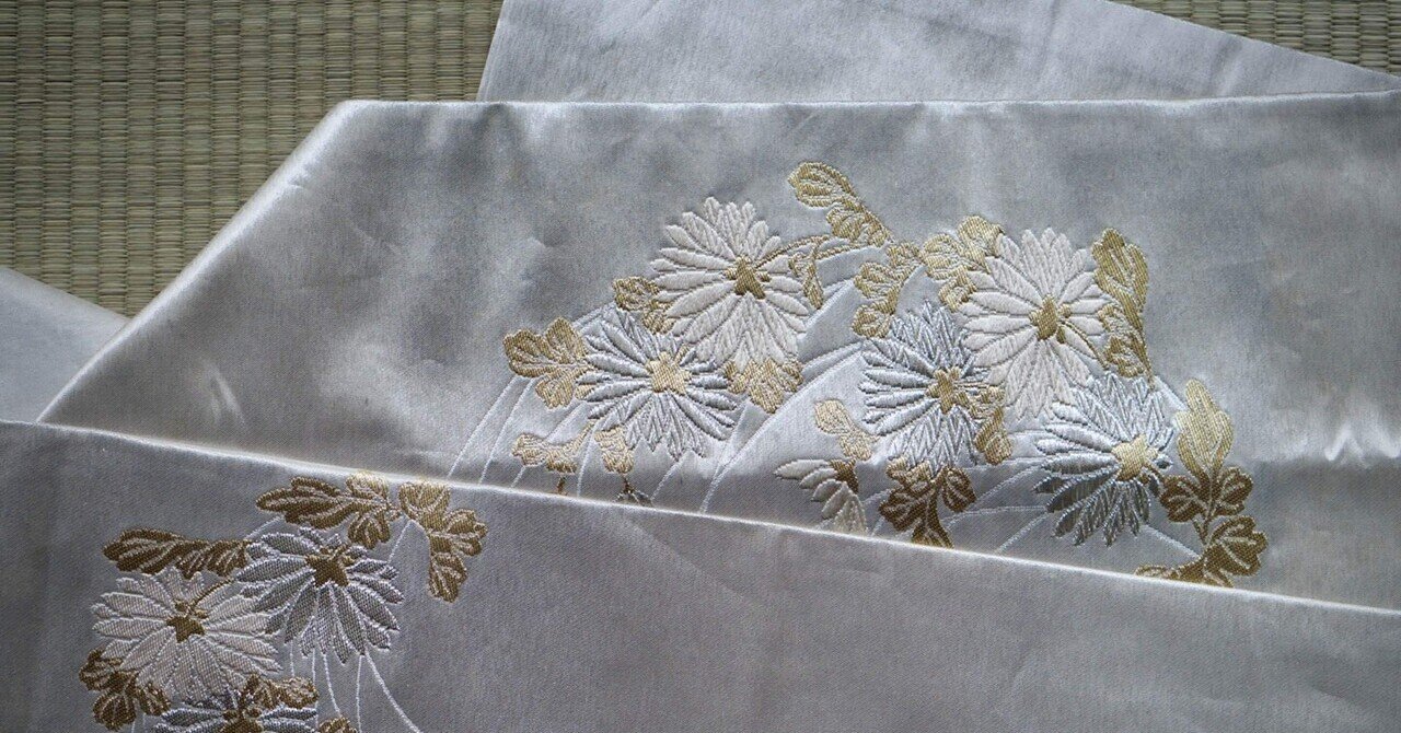 杢目絞り　着物 未仕立て 振袖 22点セット「総絞り 紺ねず 牡丹に枝垂れ桜」仮絵