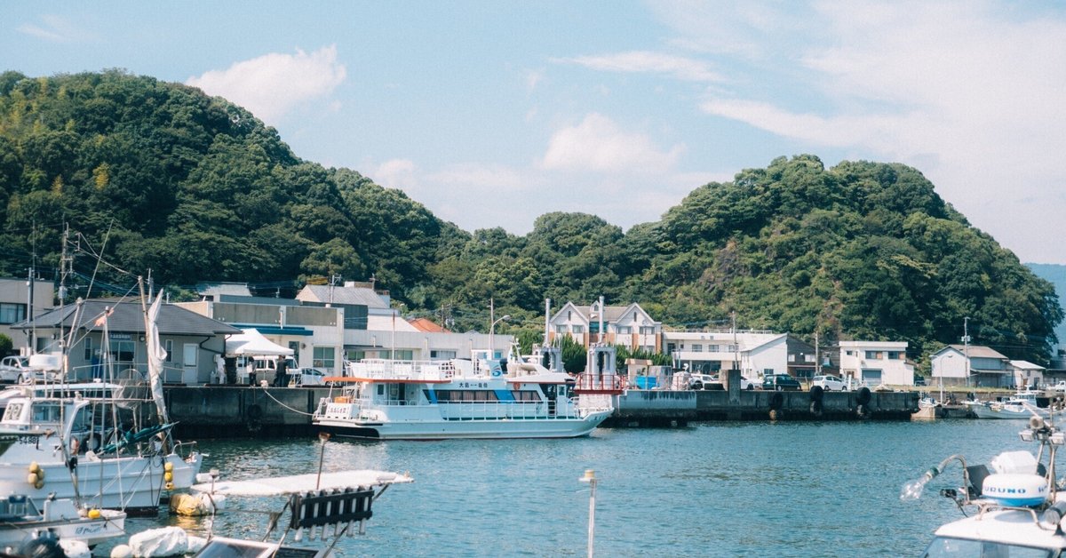 これからの季節にぴったり　海の風景 シルバーのフレーム これからの季節にぴったり 海の風景 シルバーのフレーム