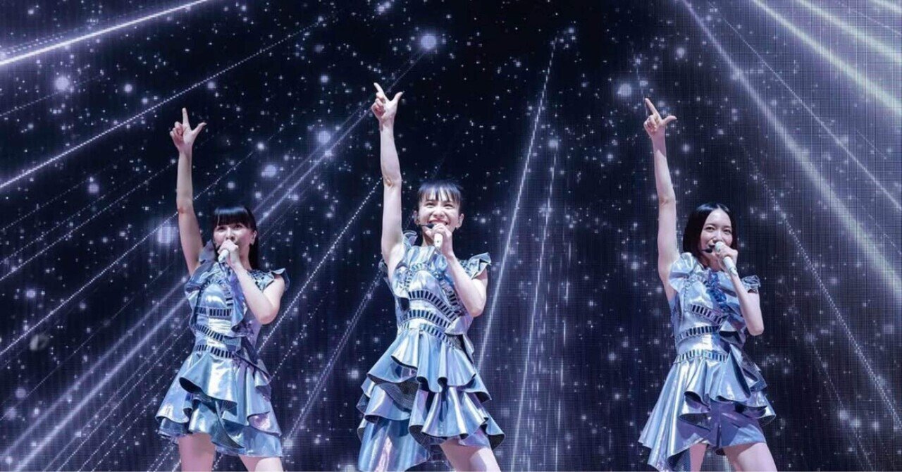 poff 勝田里奈ブランド 花柄ブルゾン 勝田里奈さんのブランド、PoFFの