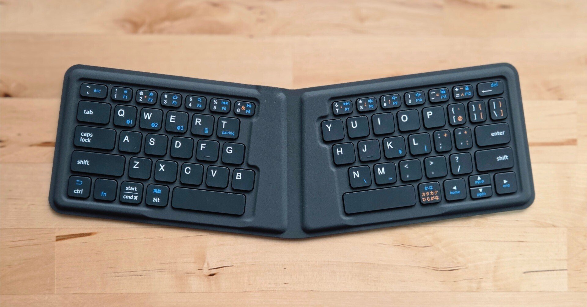 【はらきり氏専用】左右分割式トラックボール付きワイヤレスキーボード はらきり氏専用】左右分割式トラックボール付きワイヤレスキーボード