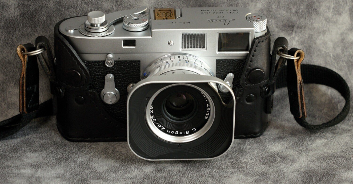 41.CARL ZEISS C BIOGON T* 2,8/35 ZMに装着する角形フードについて 41.CARL ZEISS C BIOGON T* 2,8/35 ZMに装着する角形フードについて