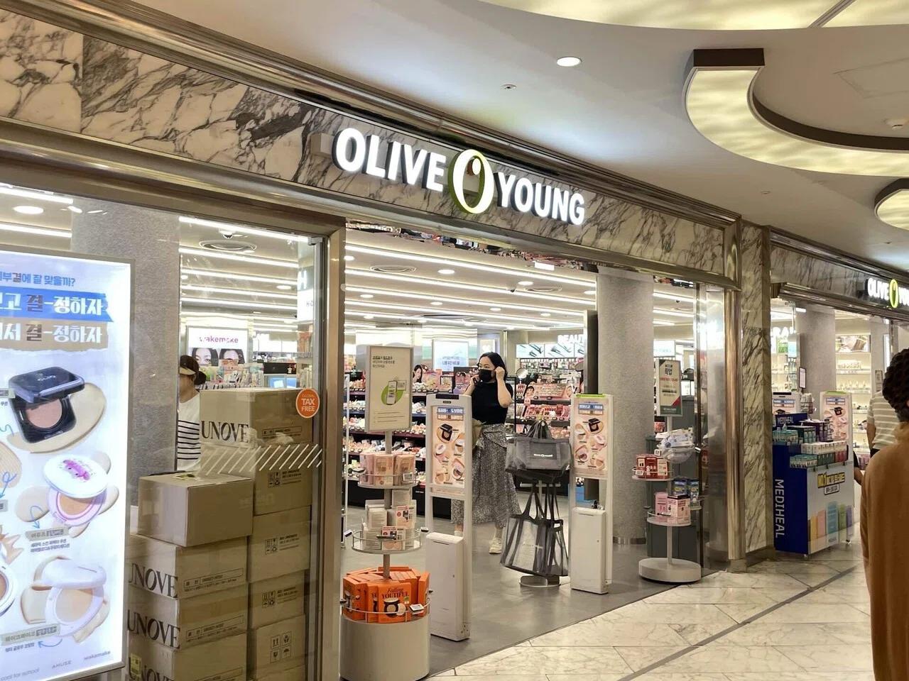 子連れ韓国2日目】新世界百貨店デパ地下｜ソウル駅グルメ｜ロッテ 