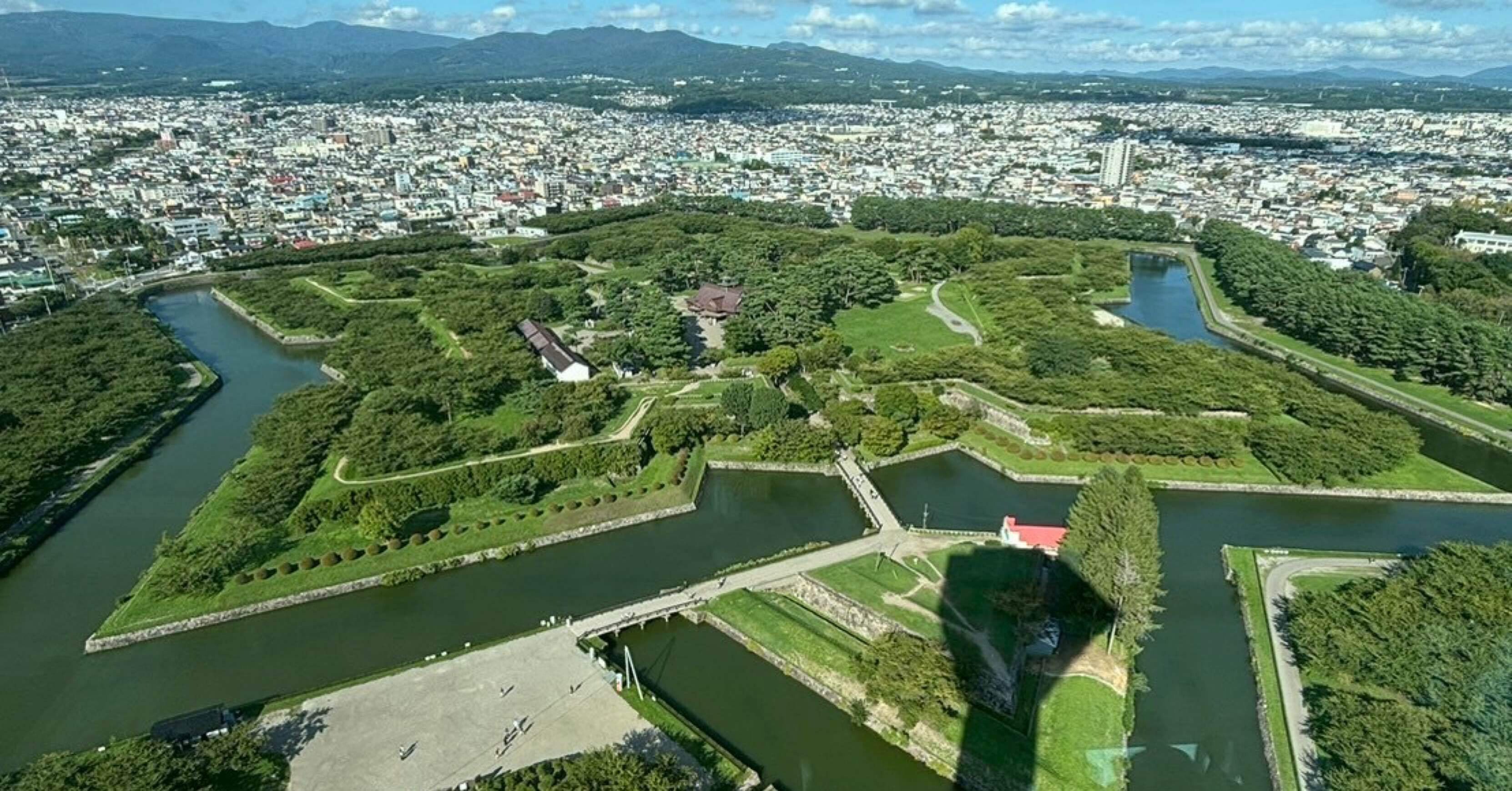 函館観光】五稜郭タワー＆大黒屋ジンギスカン体験レポ｜北海道グルメと