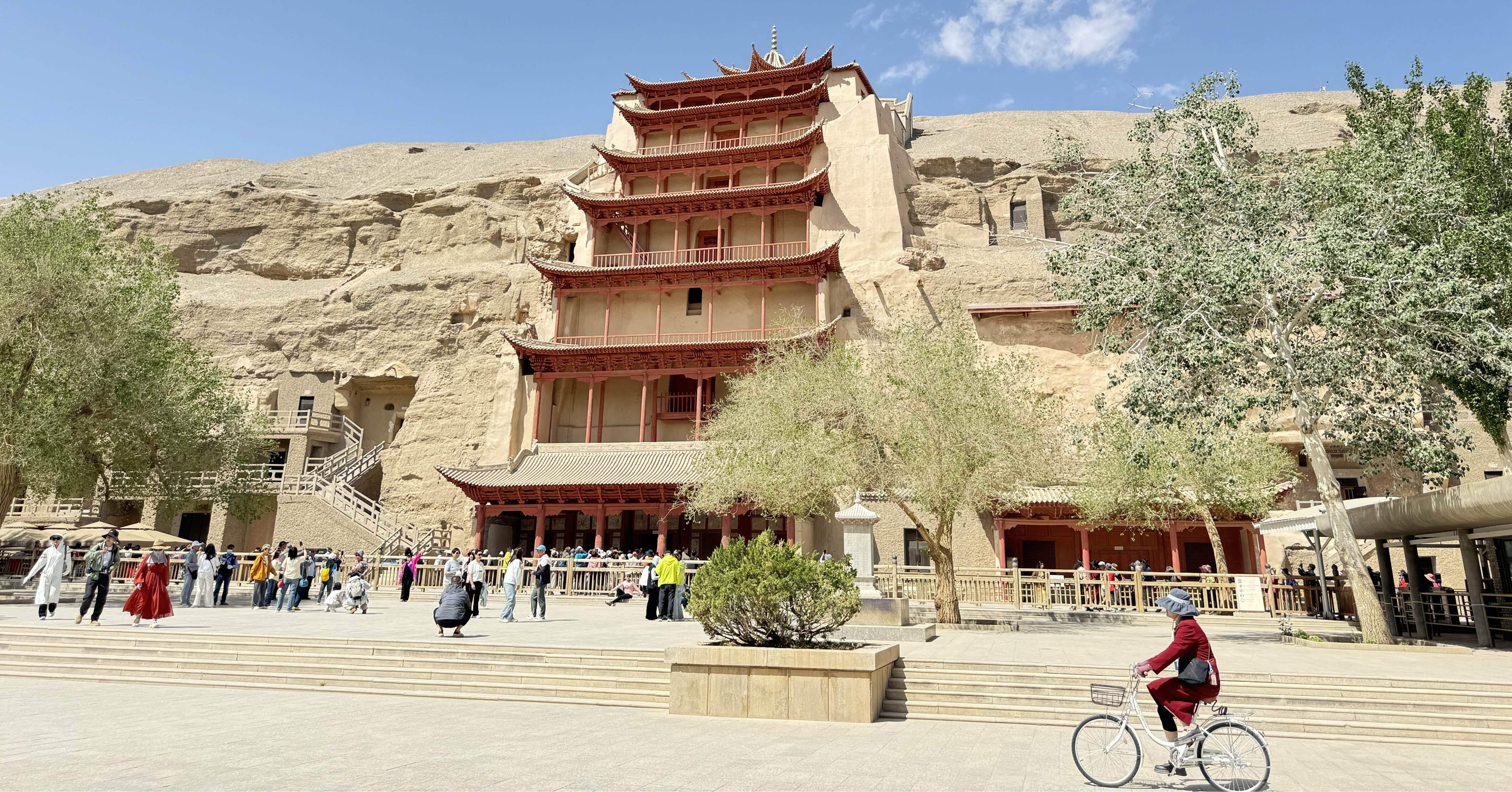 シルクロード旅行 vol4.｜中国・敦煌｜11h鉄道旅｜砂漠に現れる悠久の