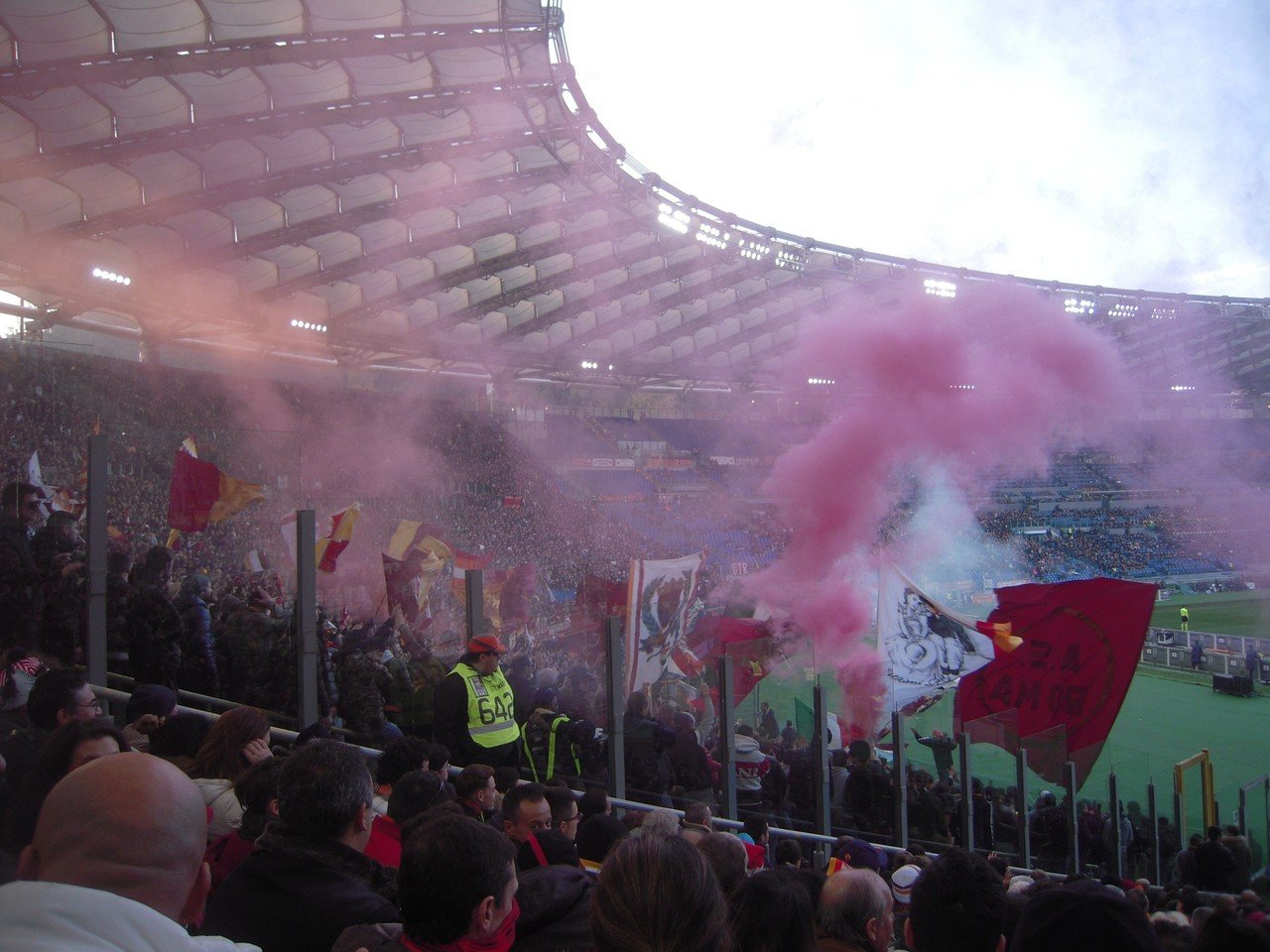 世界のスタジアム アリーナに行ってみた 欧州編 小林 亮文 Akifumi Kobayashi Note 世界のスタジアム アリーナに行ってみた 欧州編 小林 亮文 Akifumi Kobayashi Note