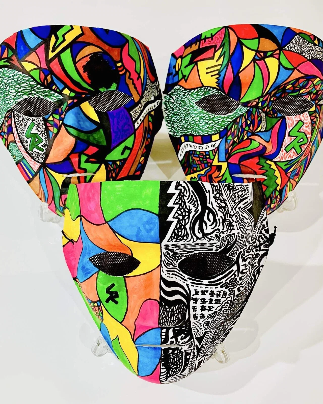 はじめましての方へ自己紹介｜鈴木羅文 お面画家 / Masked Artist