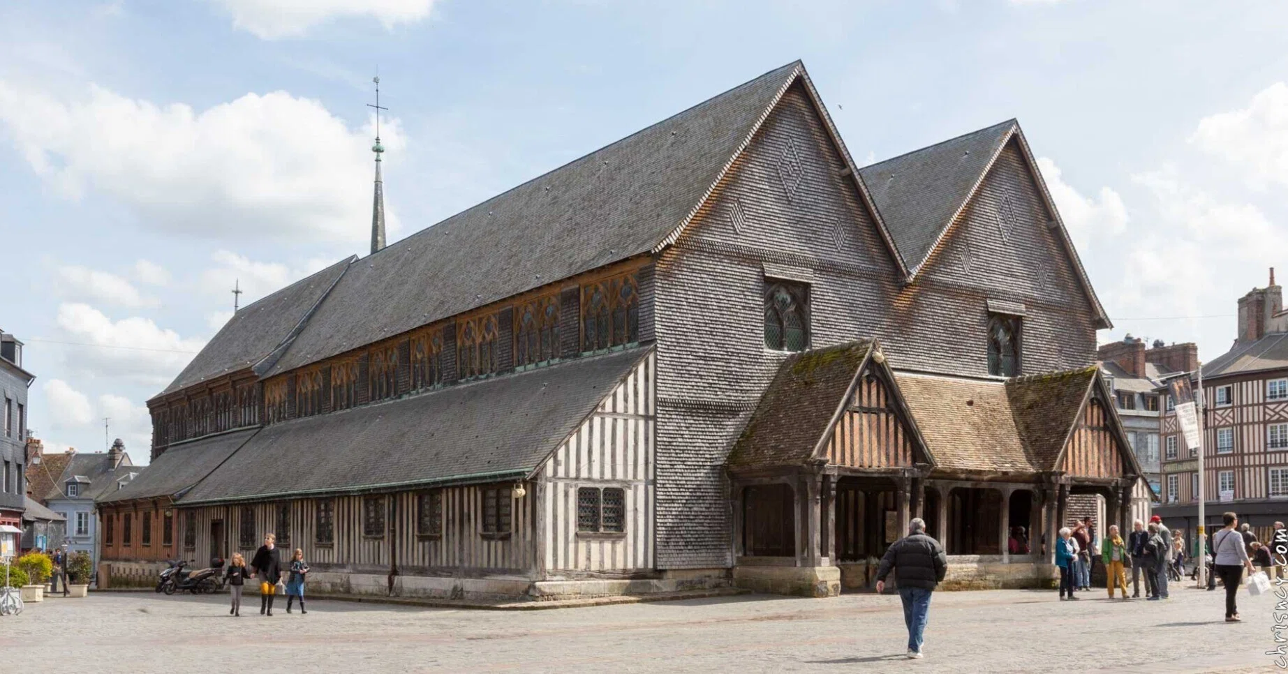 フランス オンフルール 聖カトリーヌ教会｜archi_env