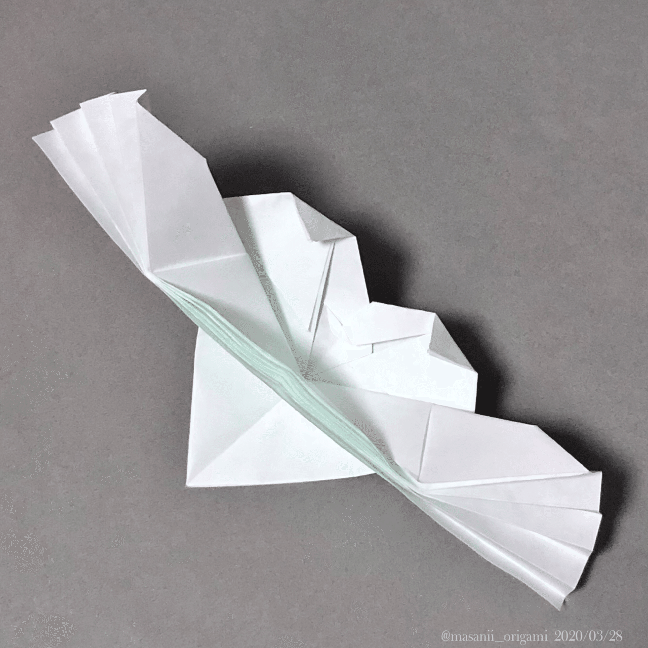 A4サイズで作れる！折り紙作家・長山海澄さんの「エンジェルハート