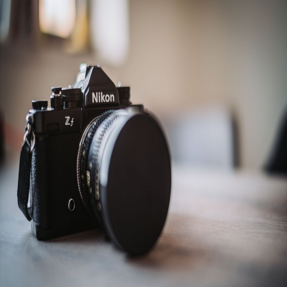 最近お気に入りのNikon Zfとの組み合わせレンズ 【ThypochのSimera-C