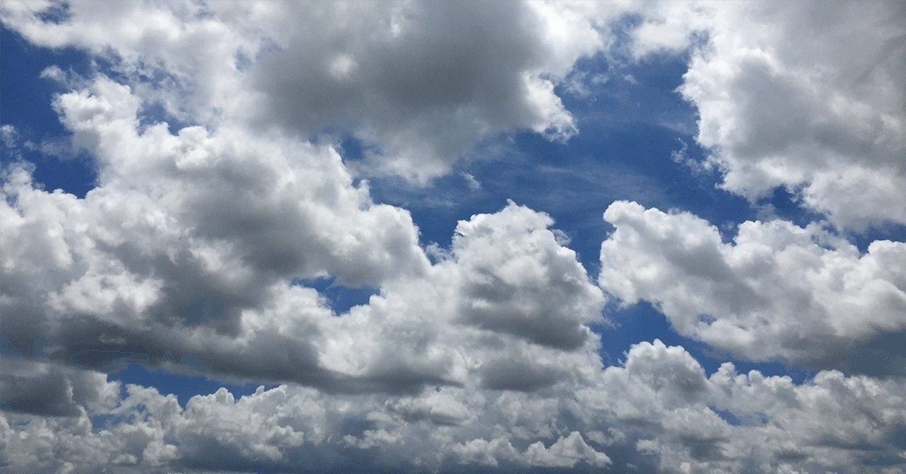 面白い雲｜どらやき